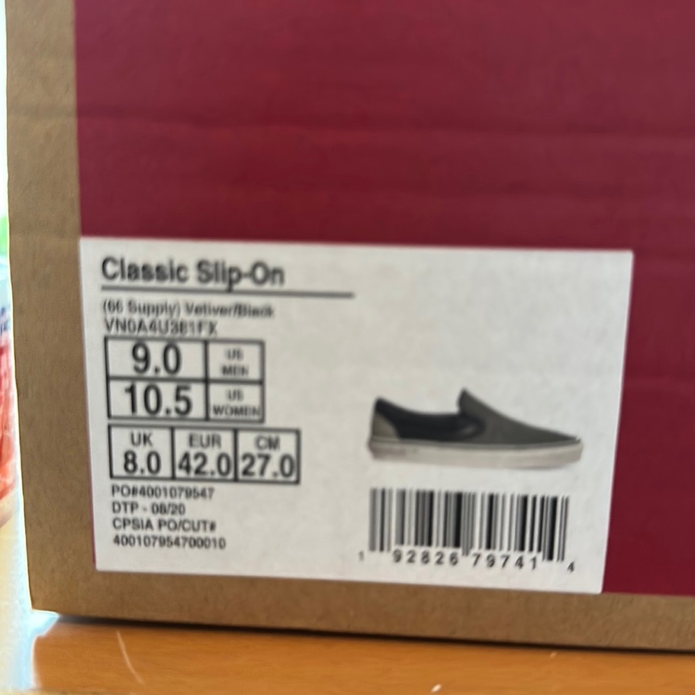 Classic Slip-On - Picture 10 of 10